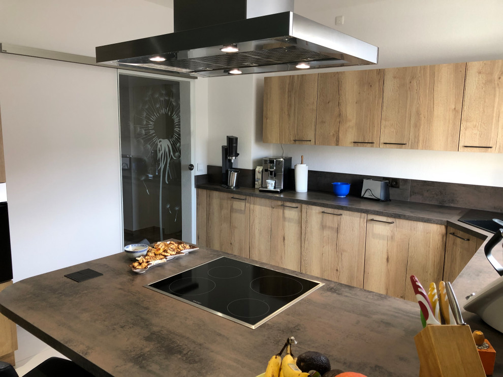 Die Küchenlösung Rustic Kitchen Frankfurt by designconcept für