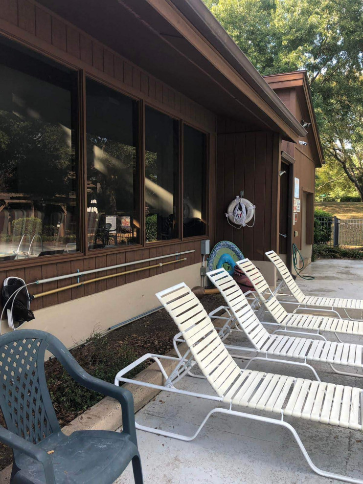Pool House, Paint and Repairs