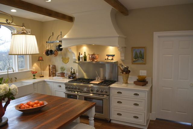 Home design - traditional home design idea in DC Metro