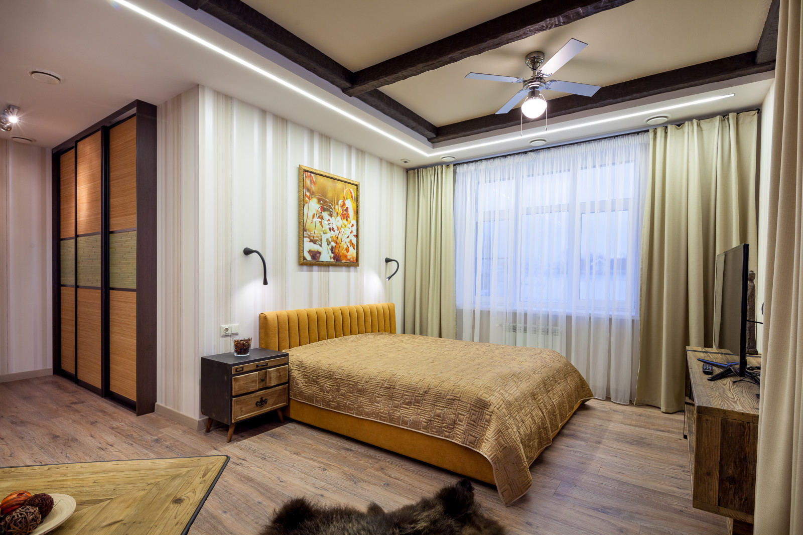 Двухэтажный дом с цокольным этажом и мансардой