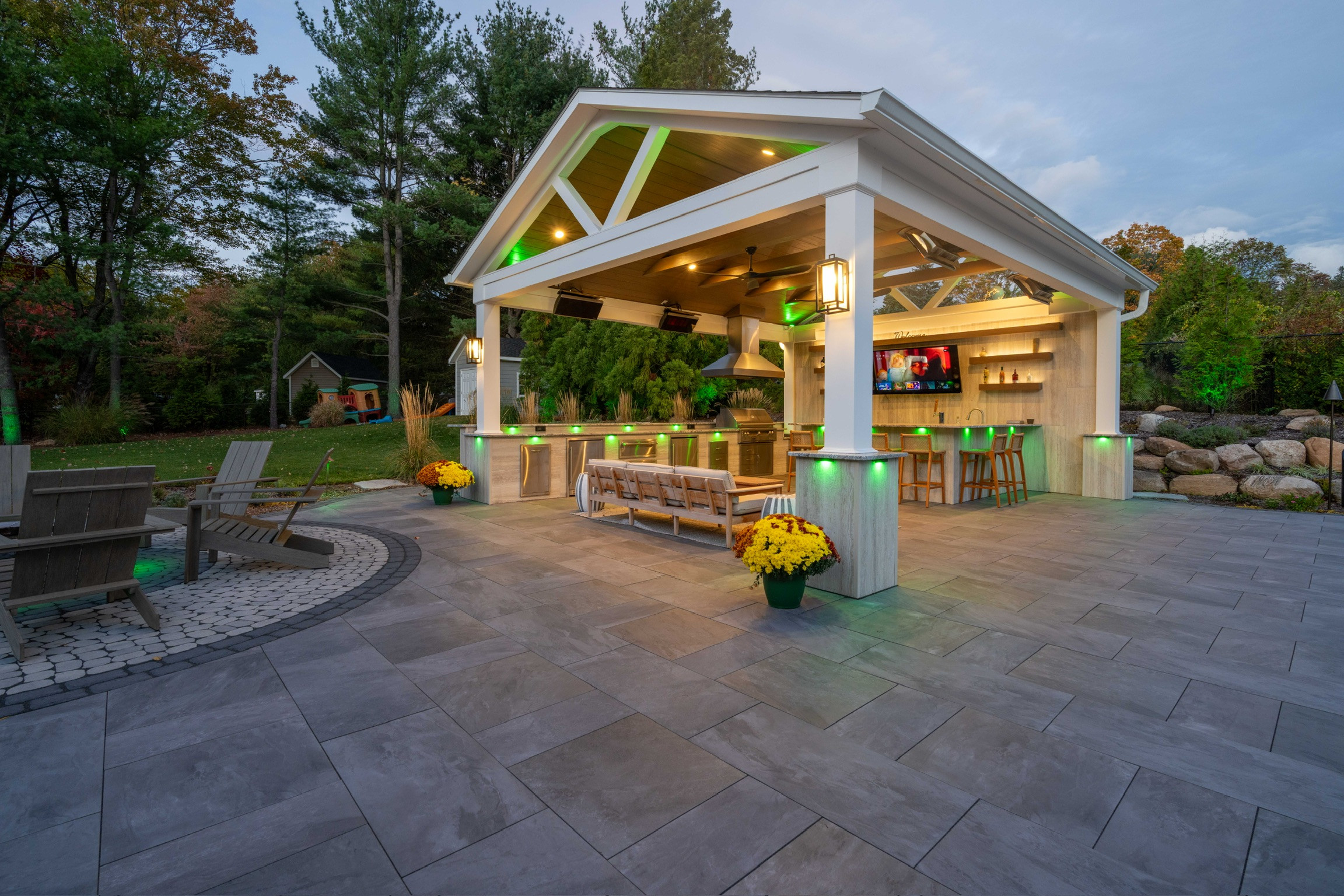 Porcelain Paradise with a Party Pavilian