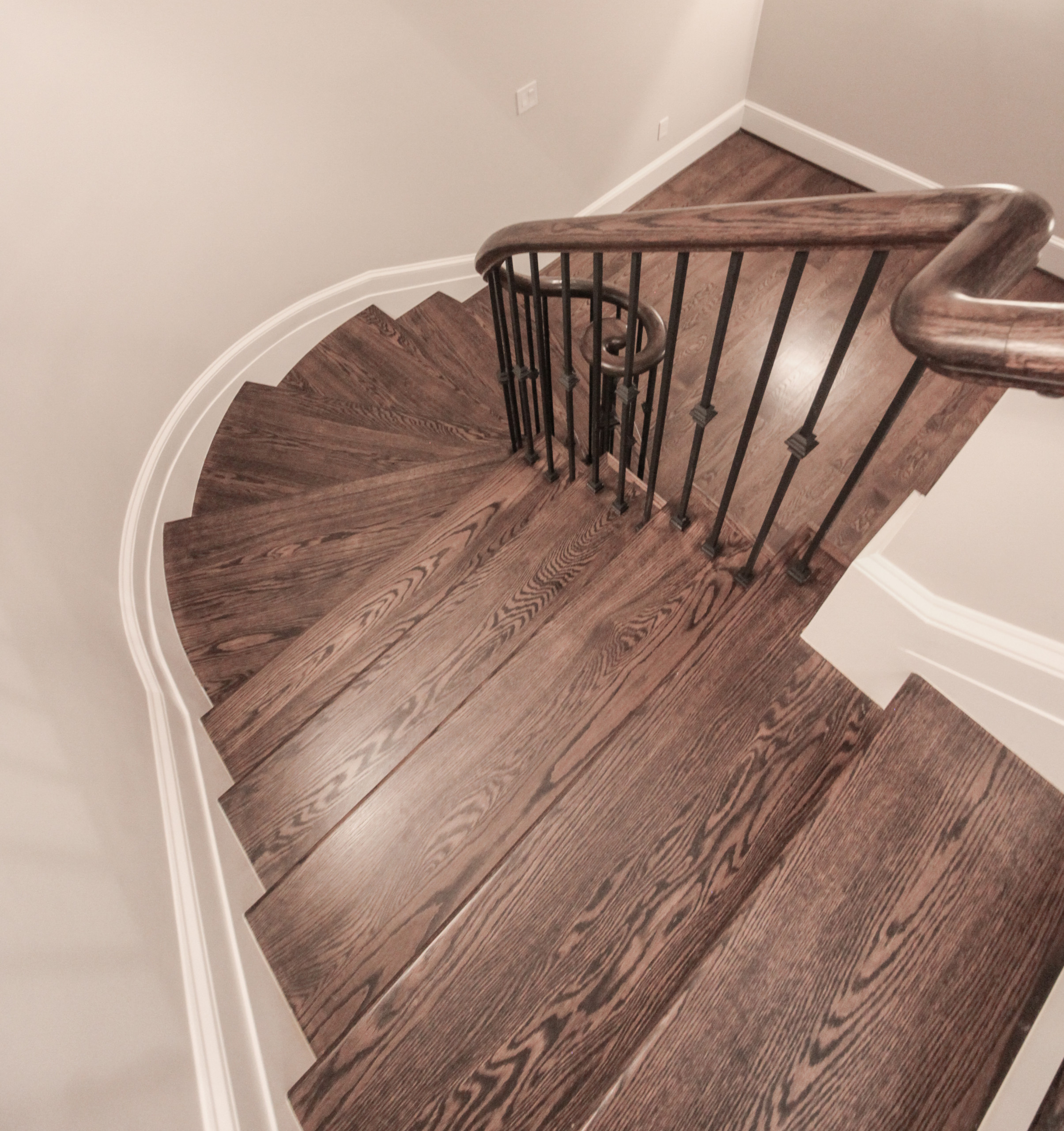 86_ Gorgeous Floating Curved Staircase, McLean VA 22066