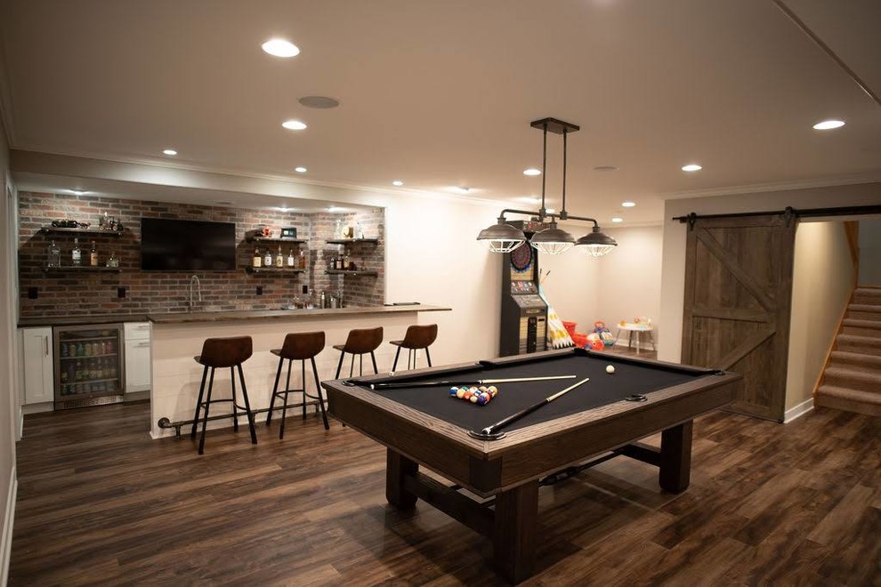 Inspiration for a rustic basement remodel in Milwaukee