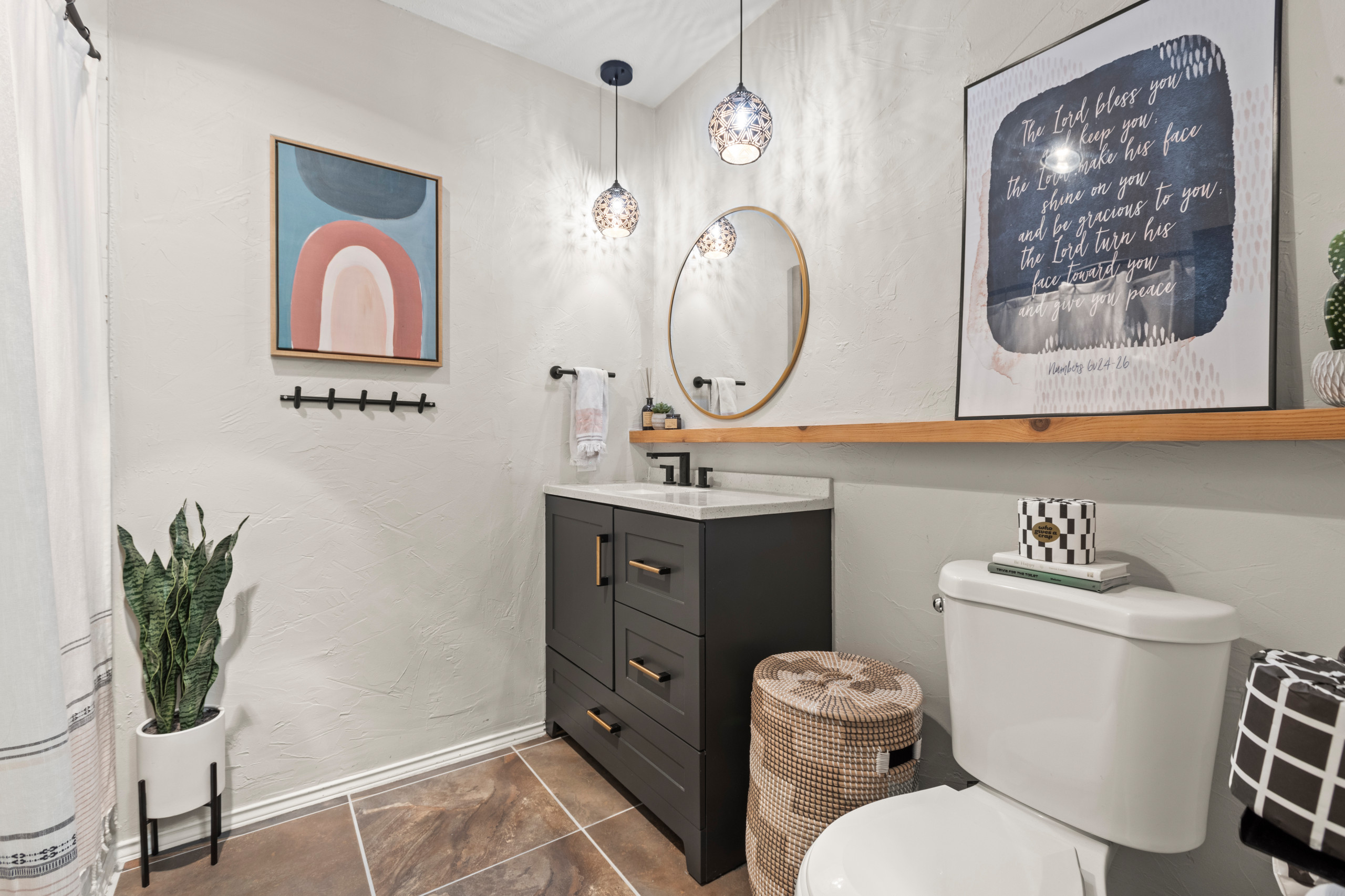 Powder room - transitional powder room idea in Dallas