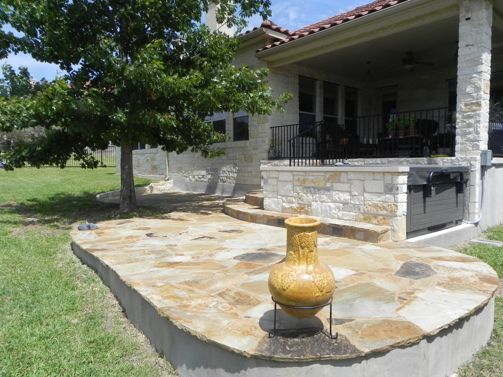 Inspiration for a transitional patio remodel in Austin