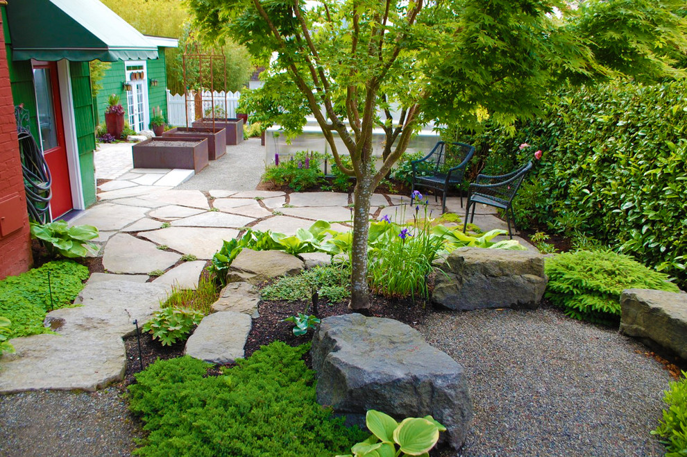 West Seattle Garden - Traditional - Landscape - Seattle - by Avalon