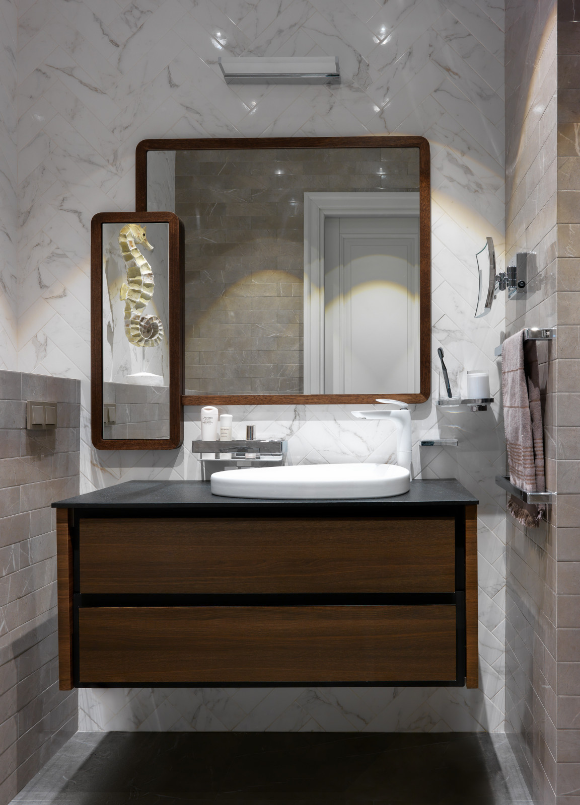 Квартира  на 1- ой улице Машиностроения 90 м.кв.