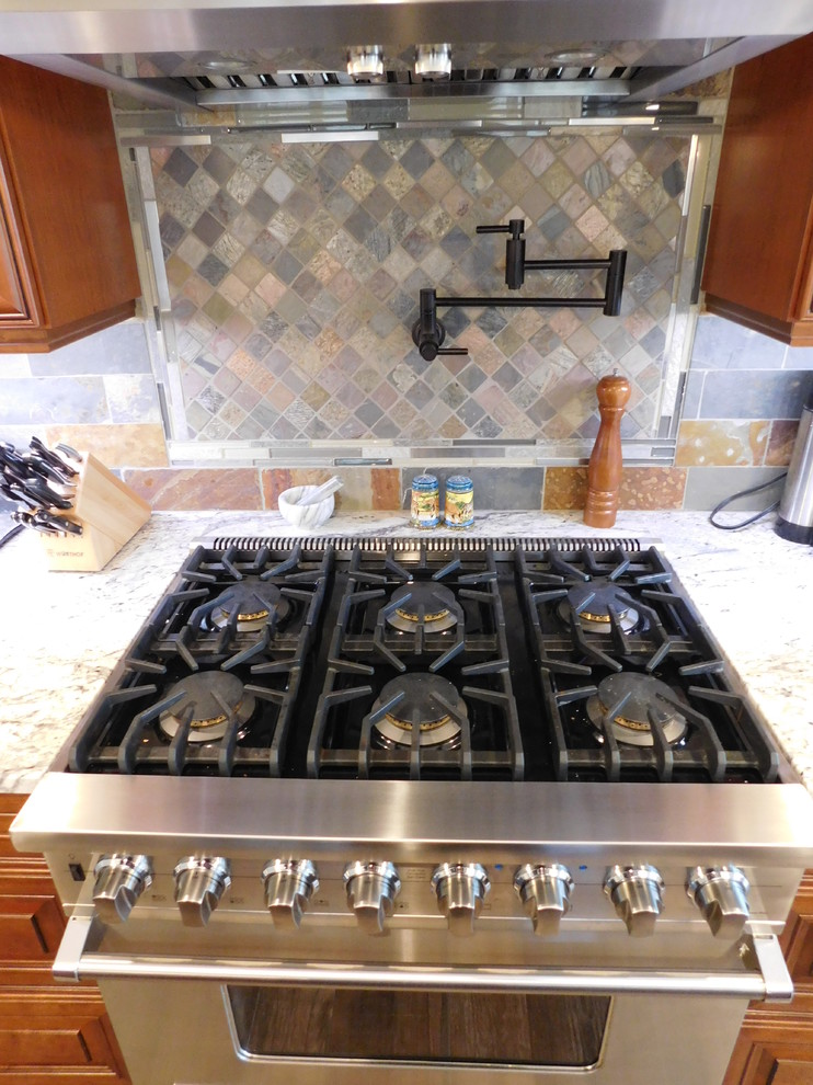 Kitchen - rustic kitchen idea