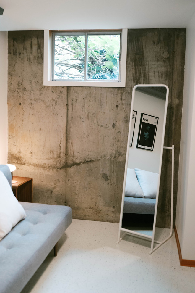 Reed College Area Basement Apartment