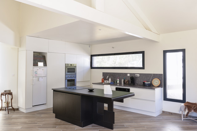 Cuisine contemporary-kitchen