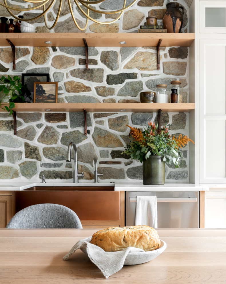 Kitchen - transitional kitchen idea with an island