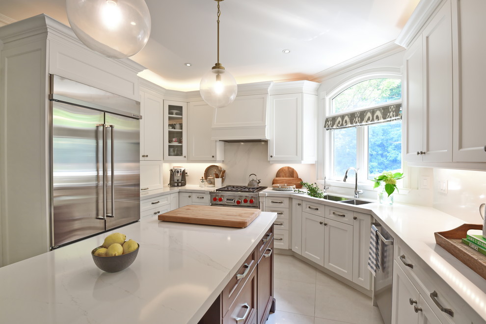 Kitchen - kitchen idea in Toronto