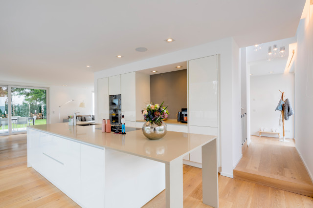 Haus BB contemporaneo-cucina