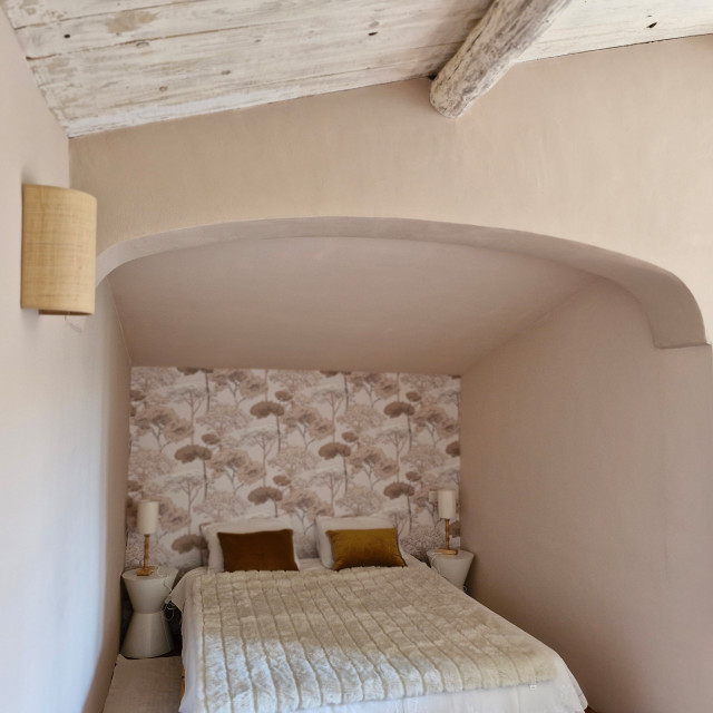 Le Mas en Provence country-bedroom