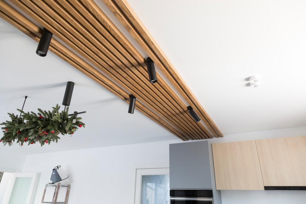 Винный стеллаж из дуба в масле