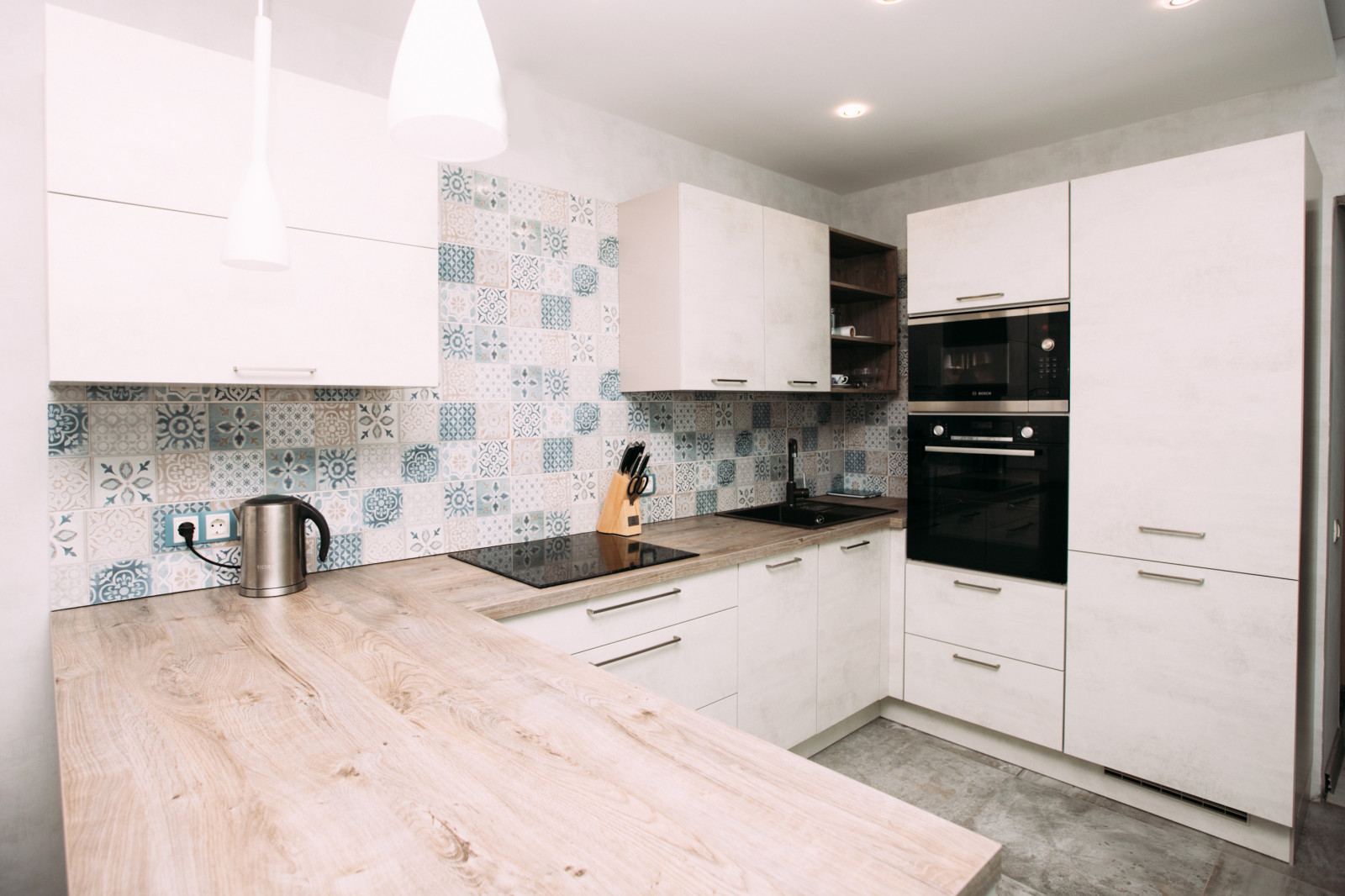 Белый бетон - Дуб Хафельланд