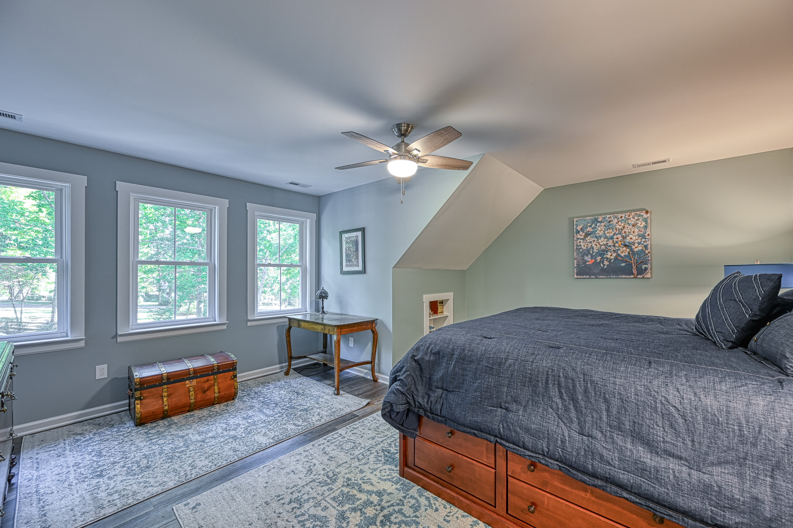 Malloy Garage Apartment Bedroom