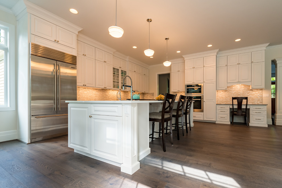 Kitchen - transitional kitchen idea in Seattle