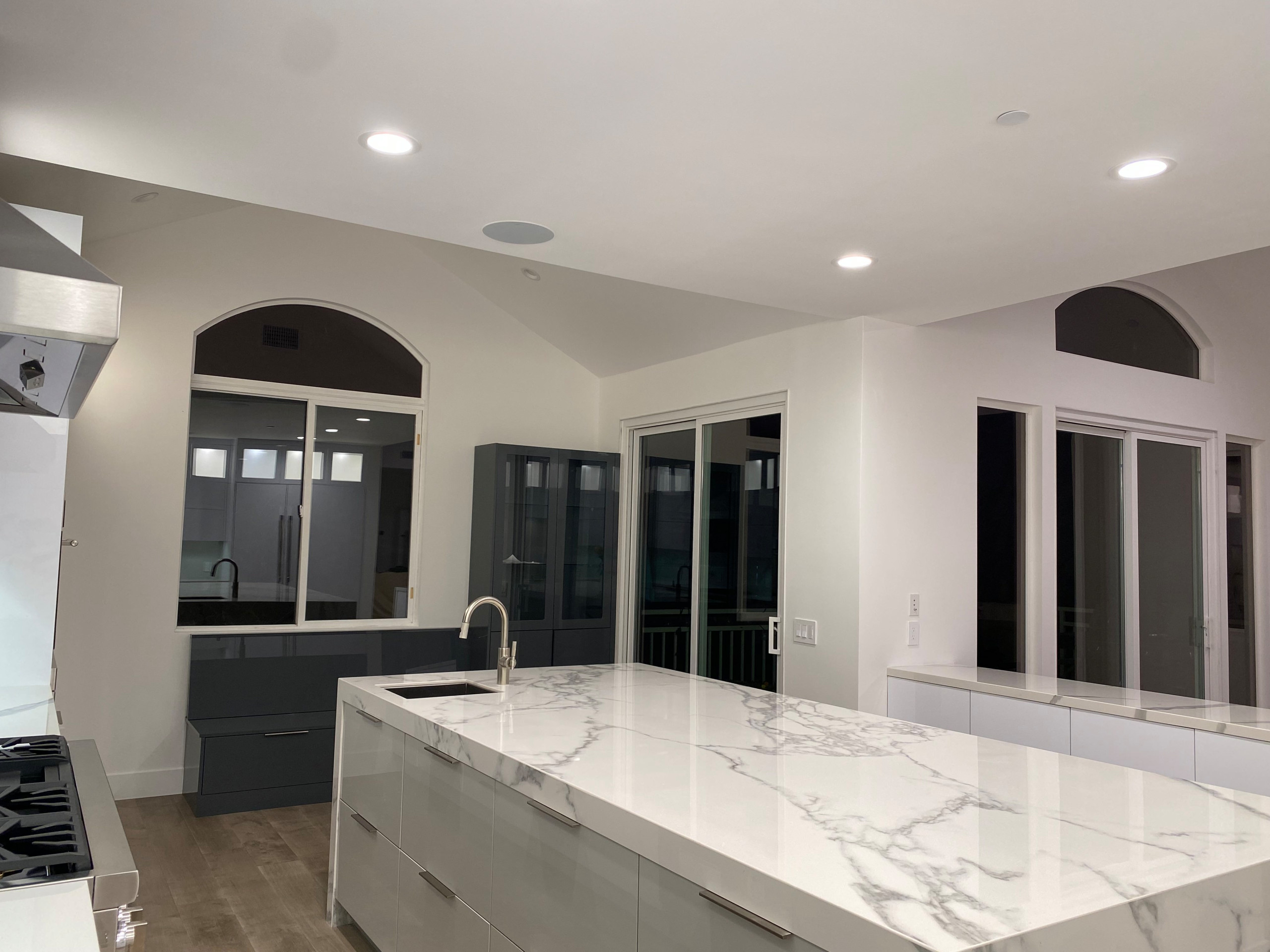 Afrouz Home Remodel- Kitchen/Bathroom/Bar/Closet