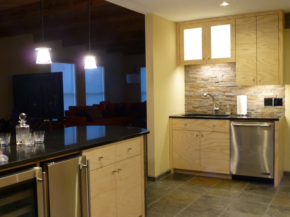 Photo of a contemporary kitchen in Albuquerque.