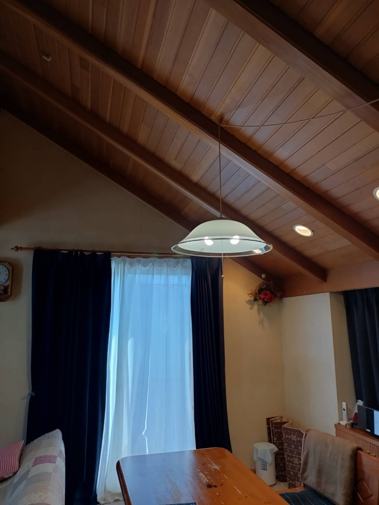 2階リビング勾配天井