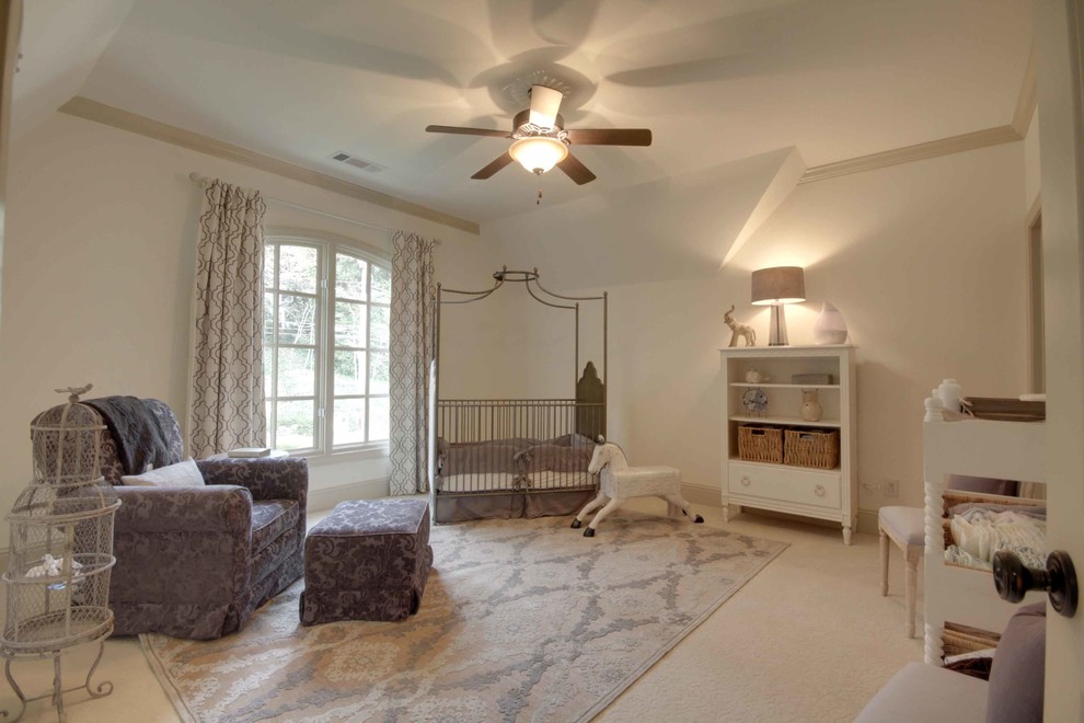Inspiration for a mid-sized transitional kids' room for boys in Atlanta with beige walls and carpet.