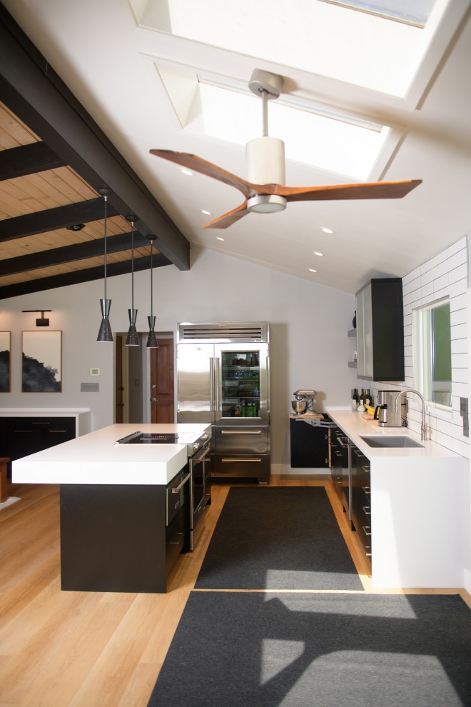 White Lane Loomis MidCentury Modern Midcentury Kitchen Sacramento by User Houzz
