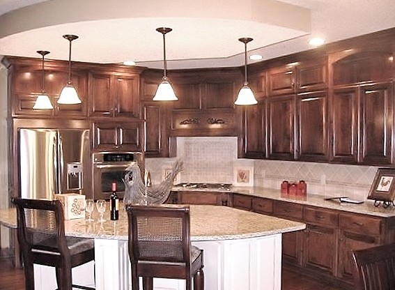Kitchen - kitchen idea in Minneapolis