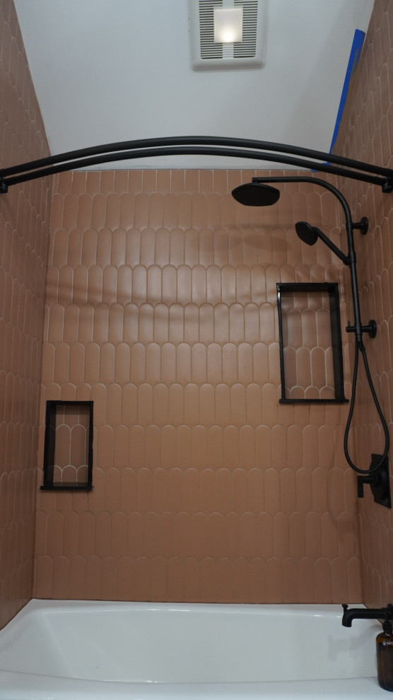 Kids/Guest Bathroom