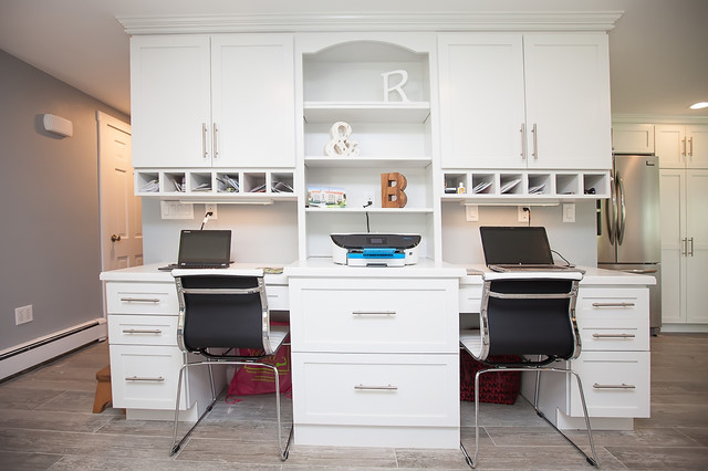 Cape Cod White Shaker Coastal Kitchen maritim-arbeitszimmer