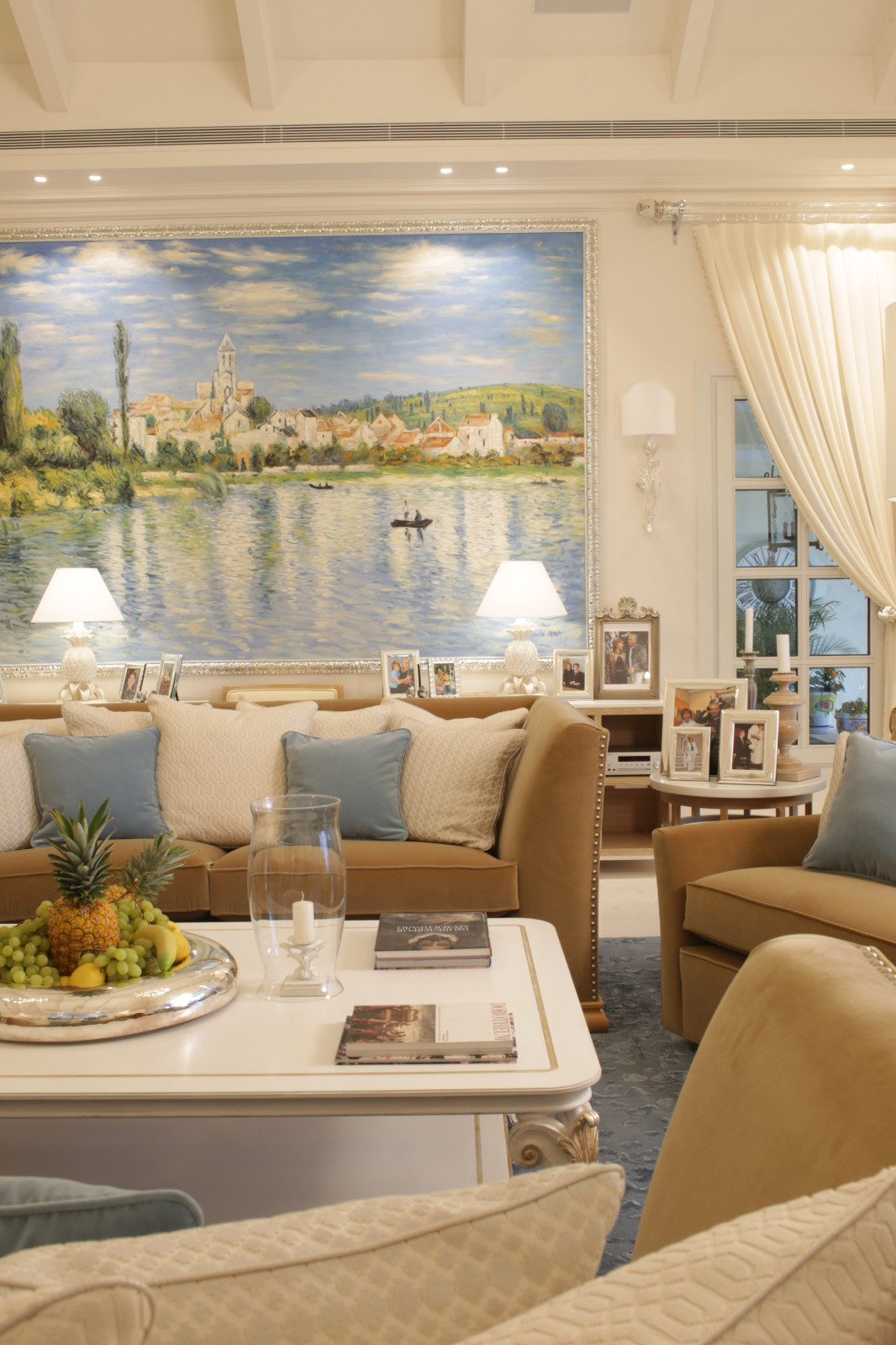 Вилла у моря