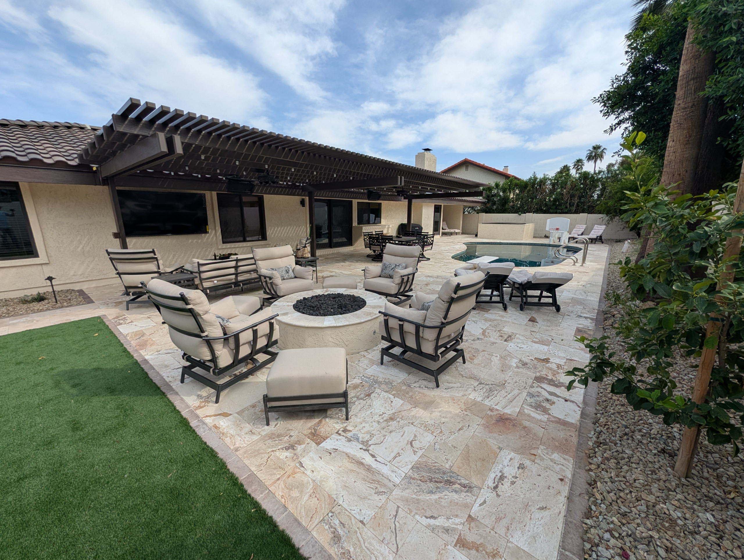 Private Residence 85