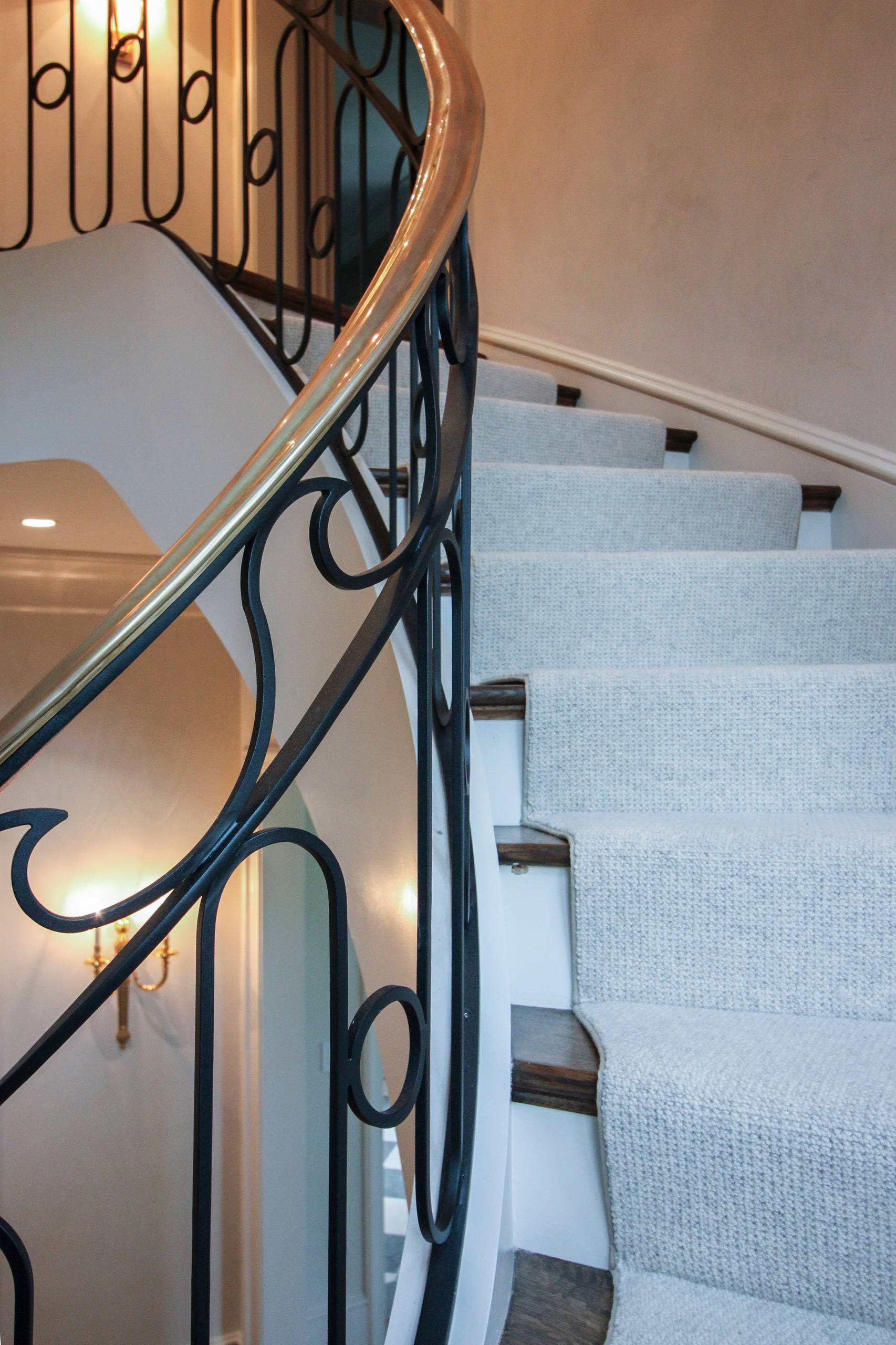 61_Sculptural/Elliptical Staircase in Washington, DC 20008