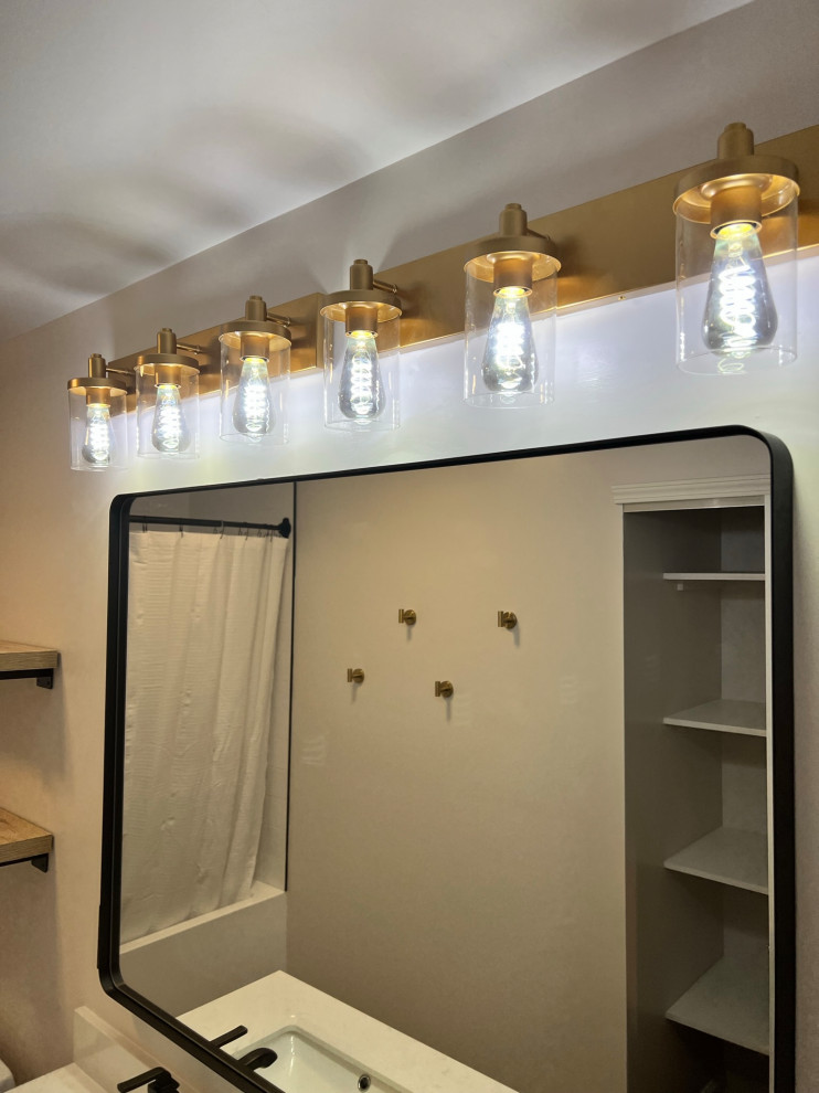 Light Fixtures