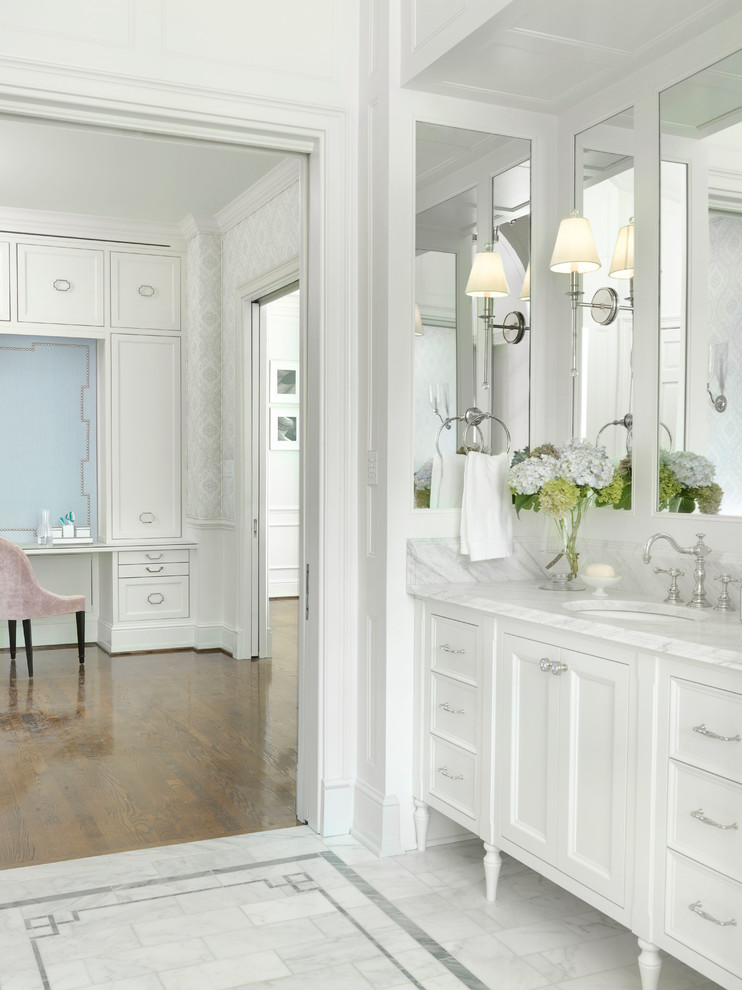 Chalet De Sept-Master Bathroom - Alise O'Brien