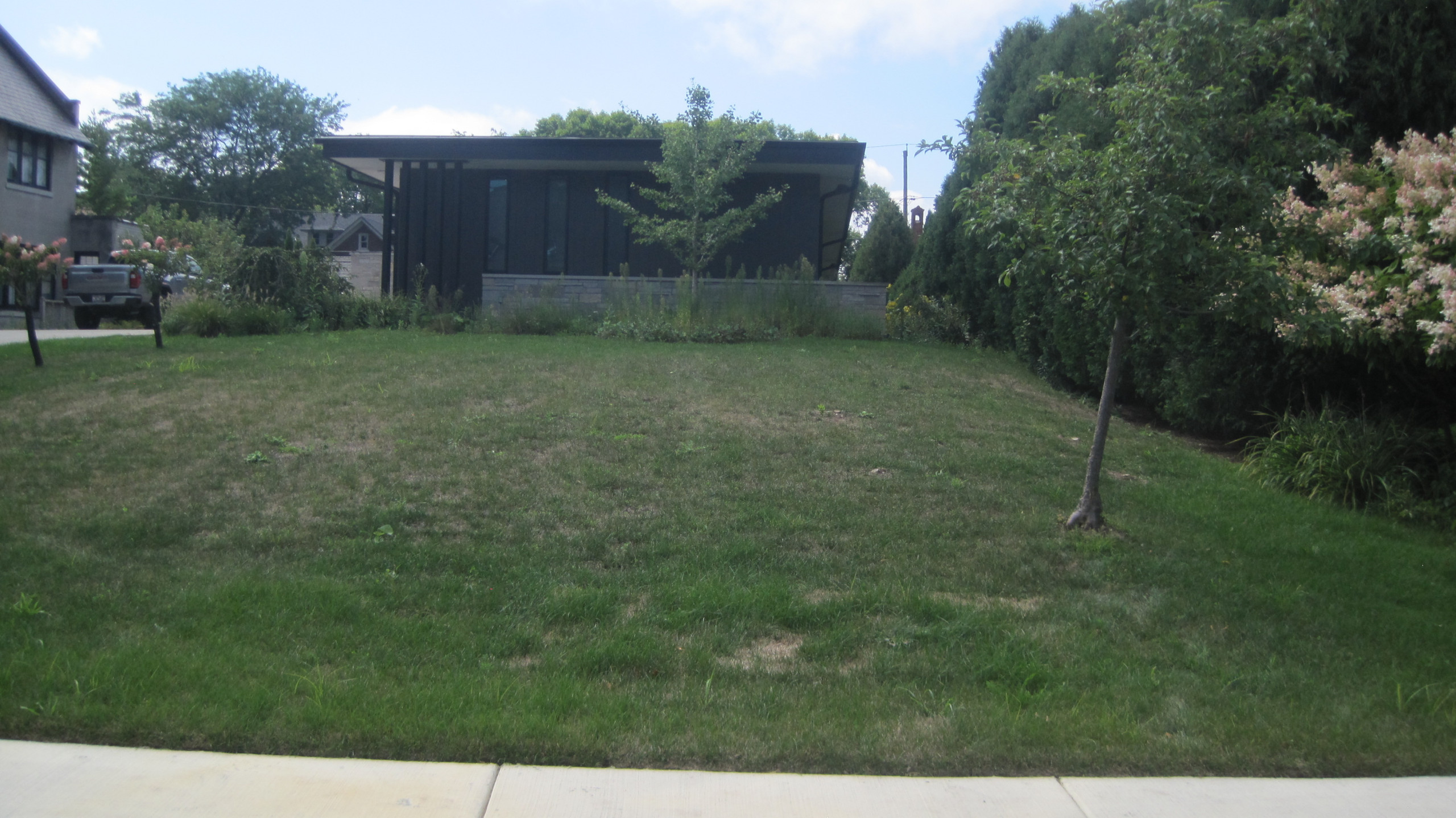 Traditional Landscape Renovation - Milwaukee, WI