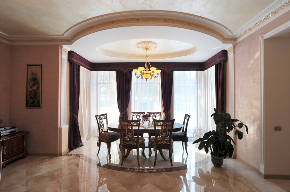 Частный коттедж.