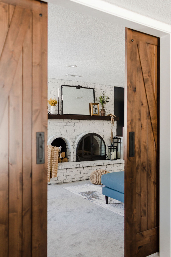Basement - rustic basement idea in Minneapolis