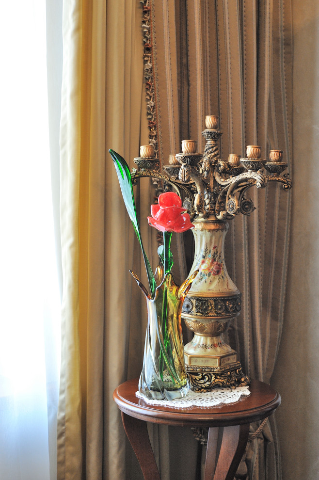 Интерьер дома в классическом стиле (250 кв м)