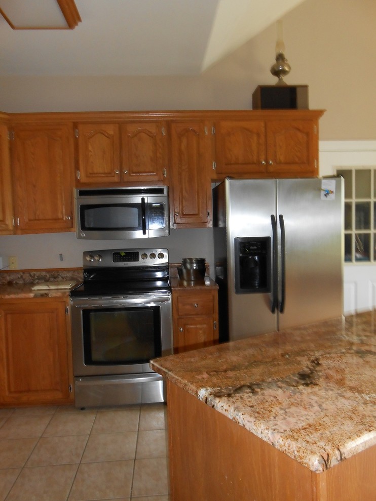 Refinish Kitchen Cabinets Before or After New Countertops?