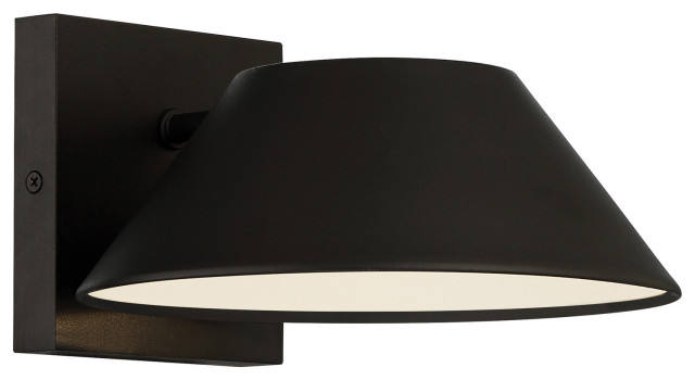 Solano 1-Light LED Outdoor Wall Mount in Black