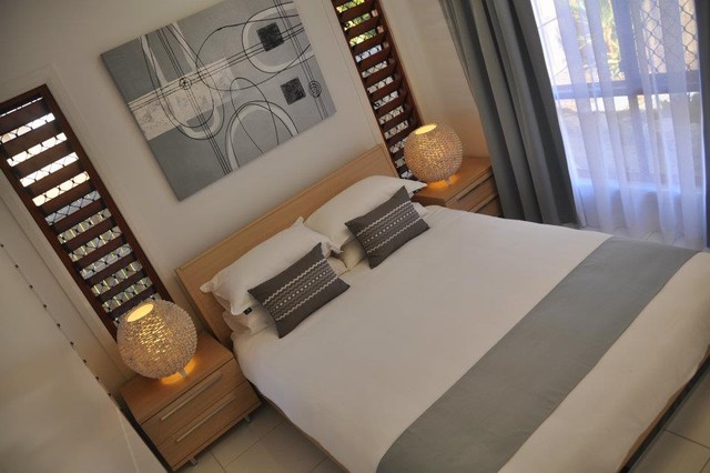 Beach Weekender contemporaneo-camera-da-letto