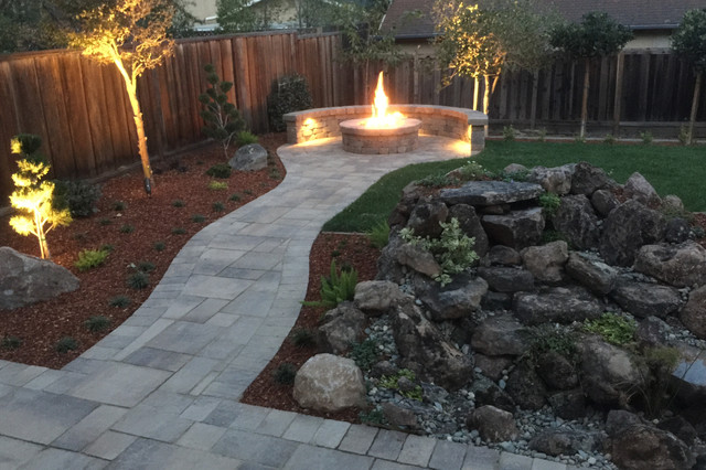 Saratoga transitional-patio