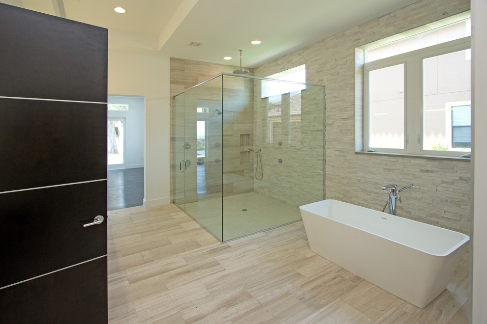 Modern Lake House - Modern - Bathroom - Orlando - by Cam ...