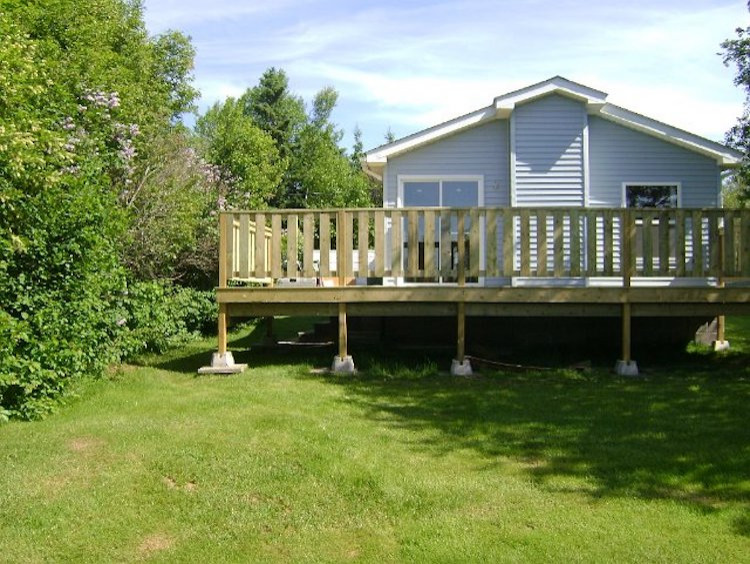 Cottage Reno and Deck