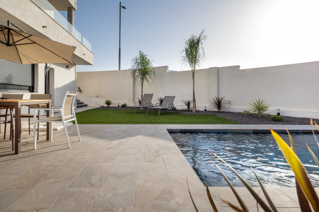 Piscina Proyecto R&iacute;o contemporary-pool