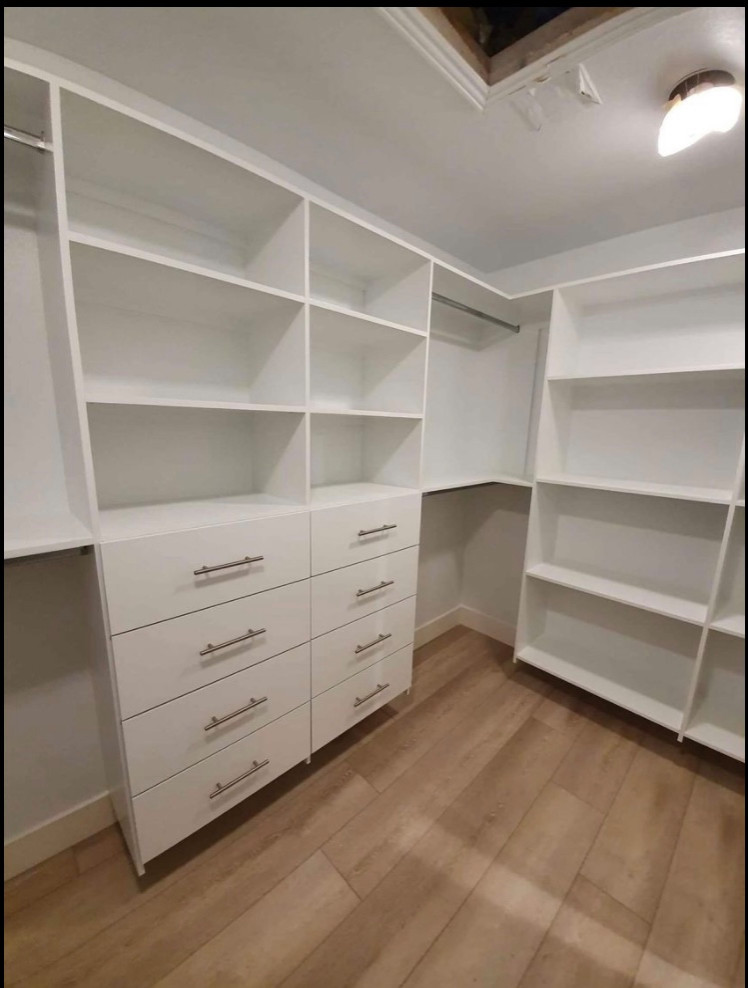 Custom Walk-in Closet