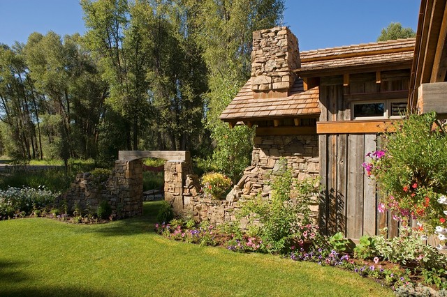 Rustic Traditional rustic-garden