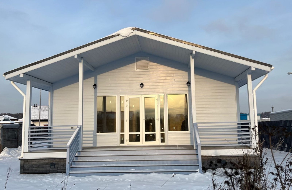 Дом с террасой в скандинавском стиле