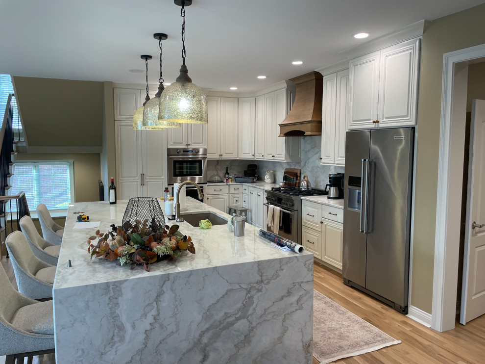 Custom Kitchen Cabinetry, Bar, Island, and Great Room
